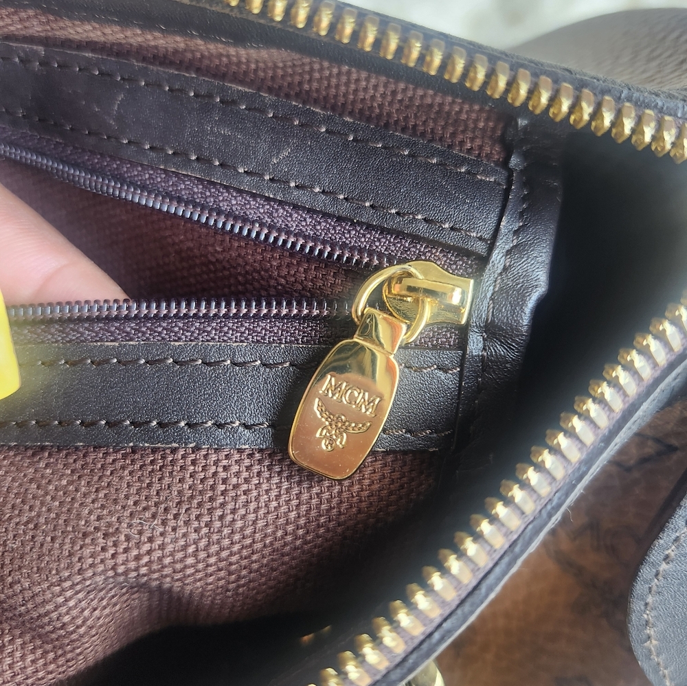 MCM Brown Visetos Tote with Gold Accents - Picture 13 of 16